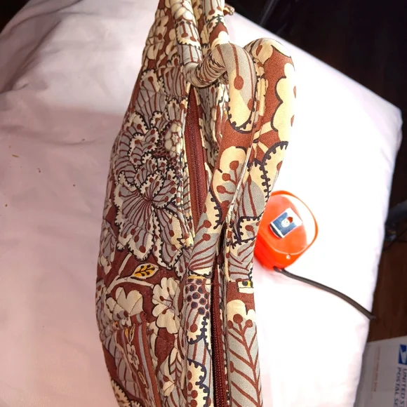 Vera Bradley Retired 2010 Slate Blooms The Gabby Quilted Tote Handbag NWOT - Picture 3 of 3